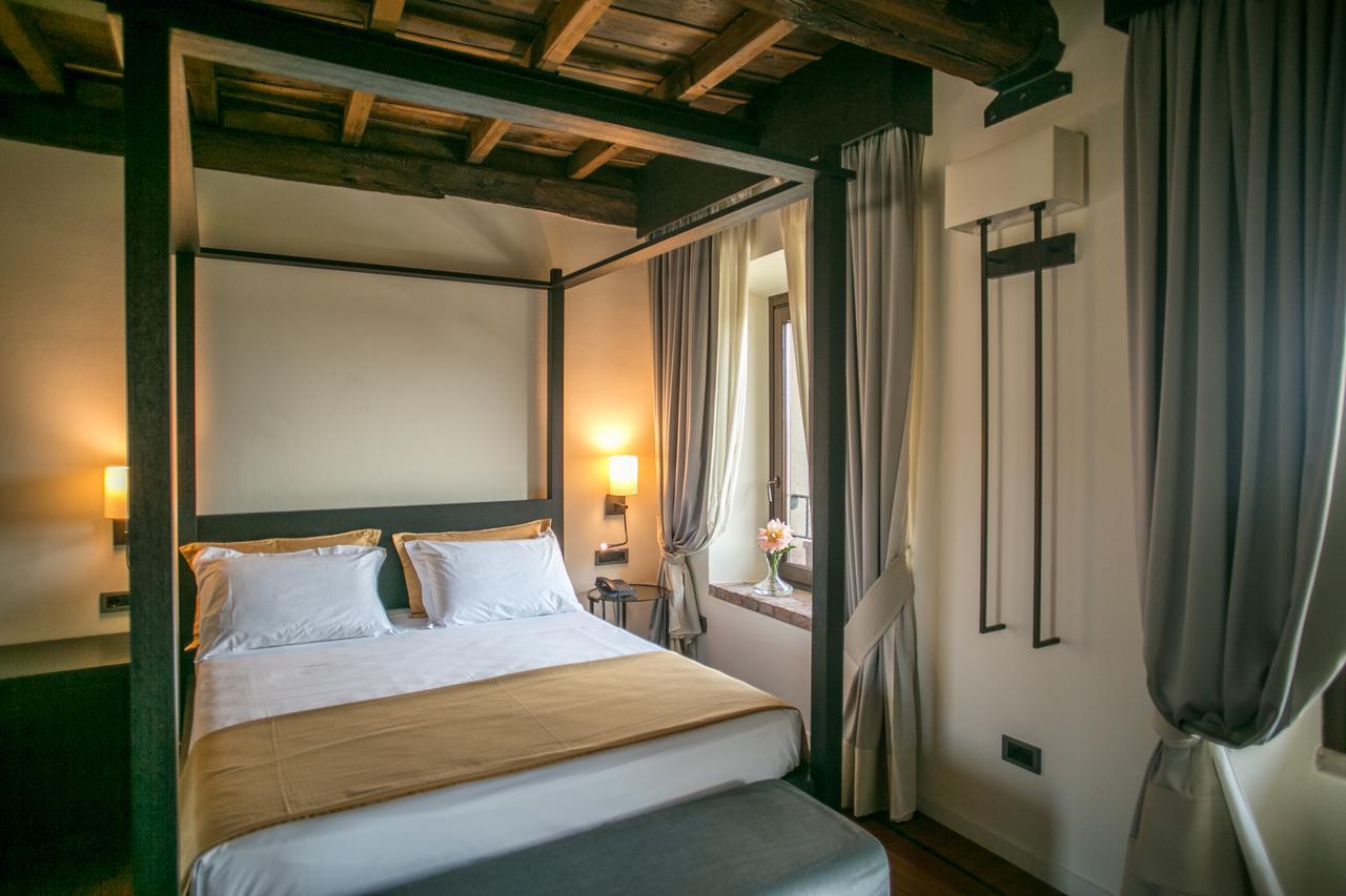 Hotel Castello Visconteo Cassano dʼAdda Exteriér fotografie