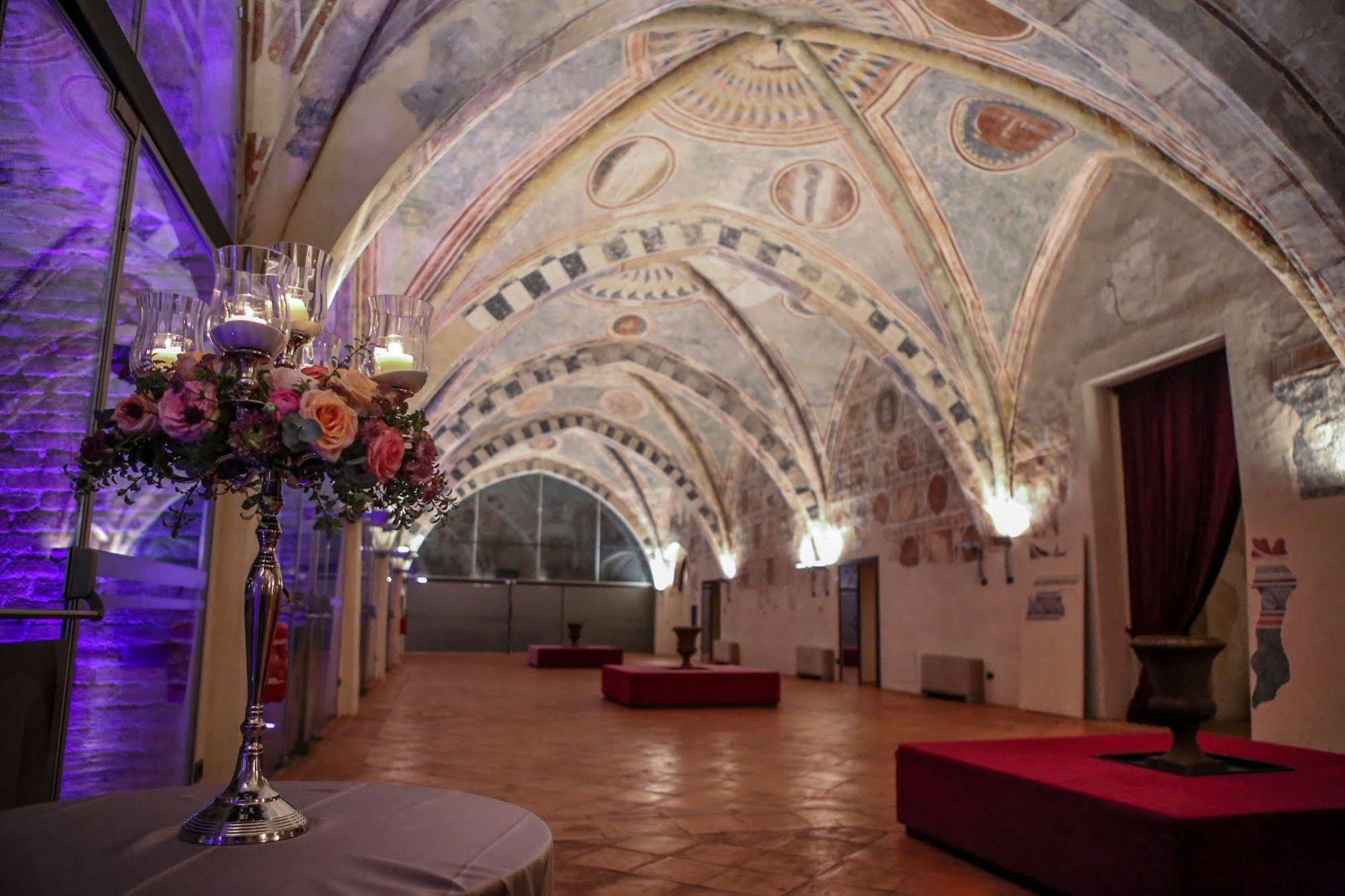 Hotel Castello Visconteo Cassano dʼAdda Exteriér fotografie