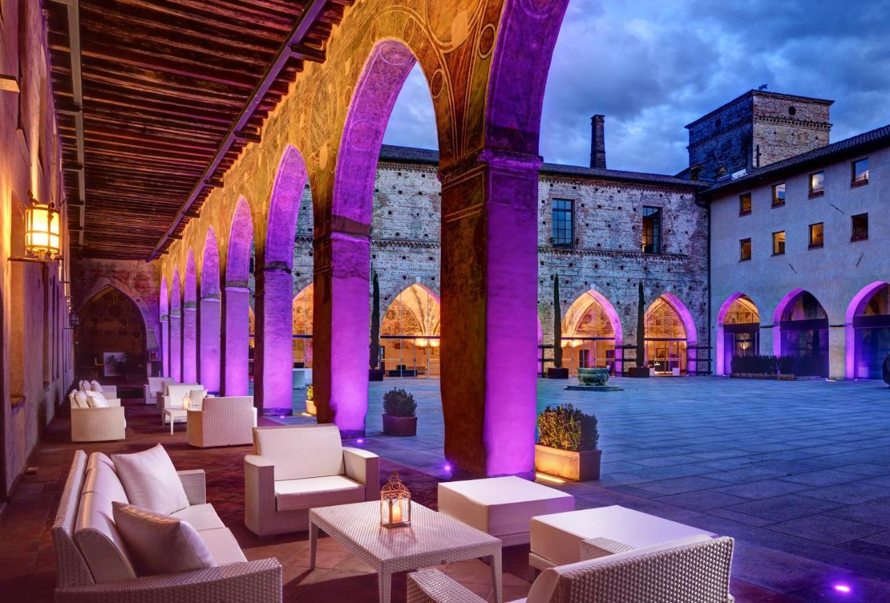 Hotel Castello Visconteo Cassano dʼAdda Exteriér fotografie