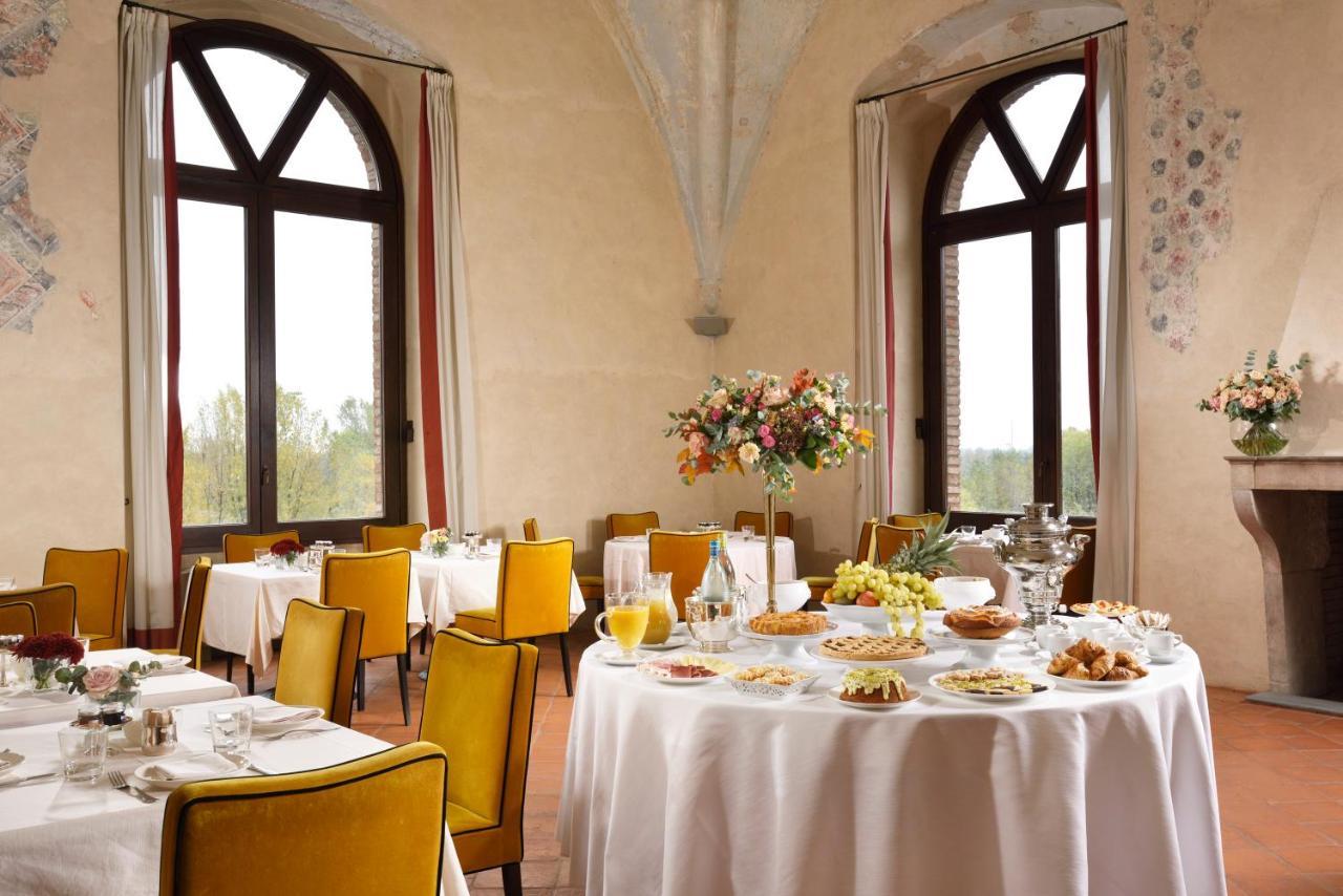 Hotel Castello Visconteo Cassano dʼAdda Exteriér fotografie