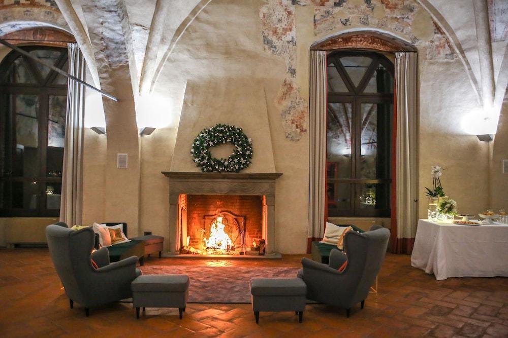Hotel Castello Visconteo Cassano dʼAdda Exteriér fotografie
